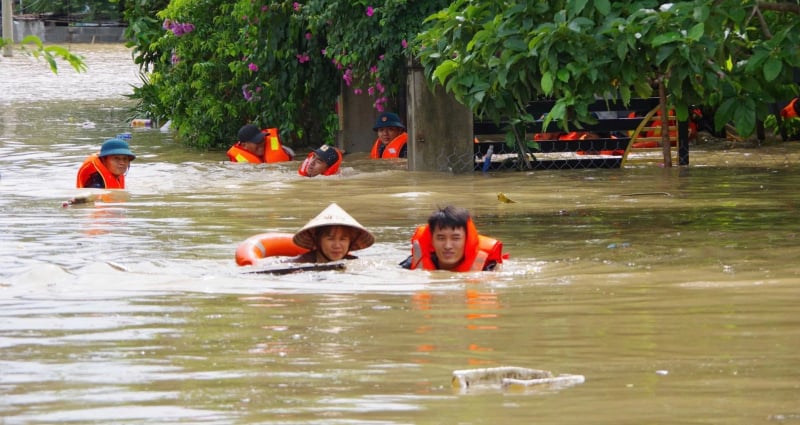 Analyzing the Historic 1993 Flood Peak: A Precedent for Central Vietnam Disasters