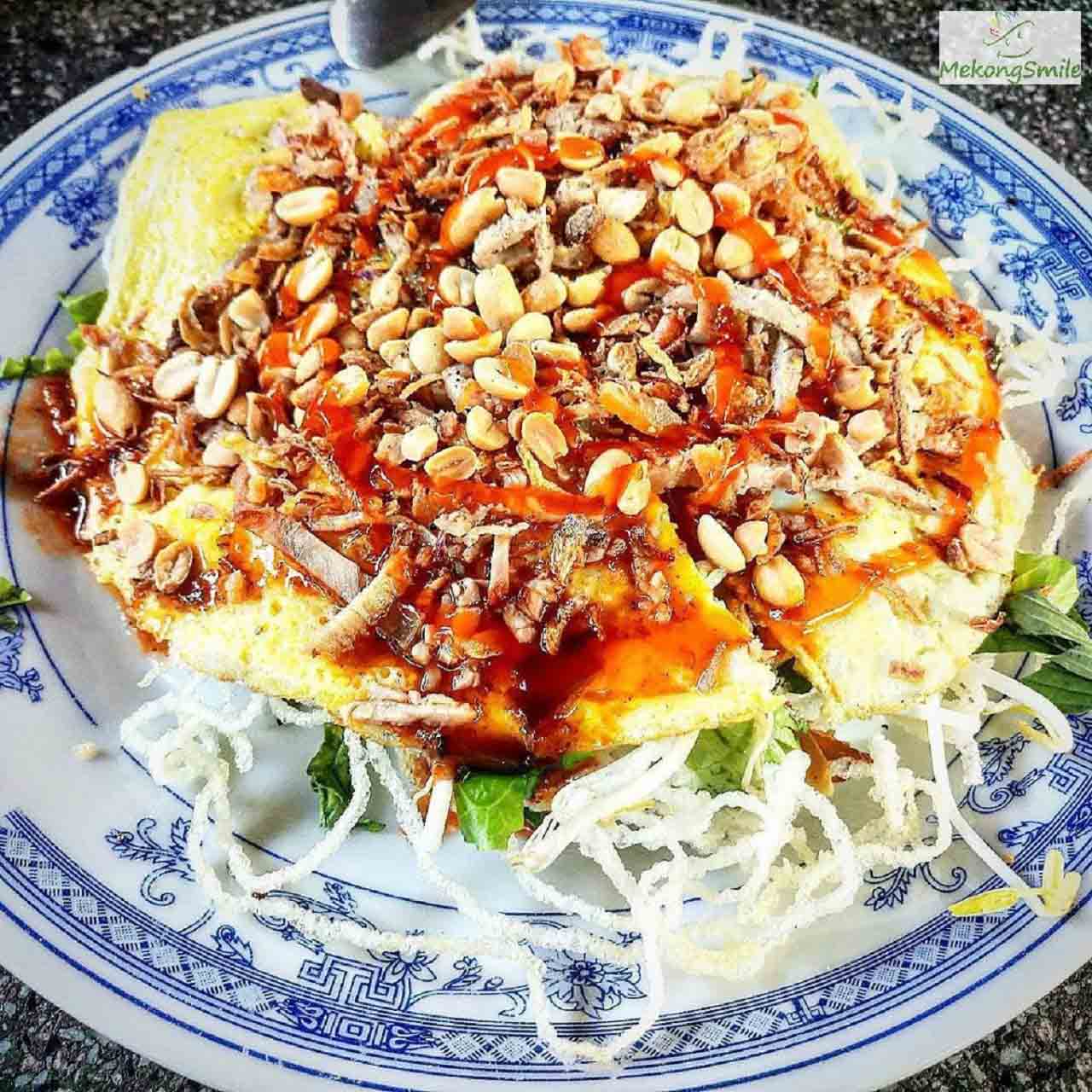 Đặc sản Cần Thơ độc đáo – Pizza hủ tiếu