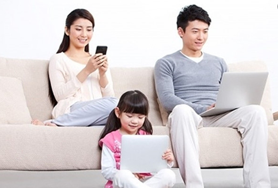 INVISIBLE CONNECTIONS: RELATIONSHIPS IN THE DIGITAL AGE